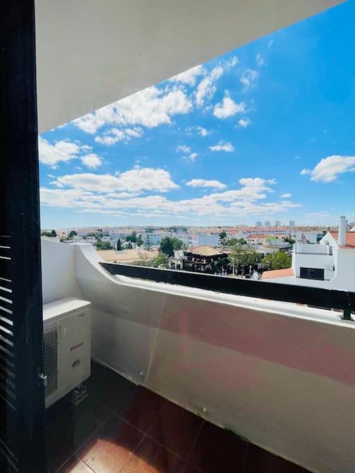 Appartement T1, Da Oura
